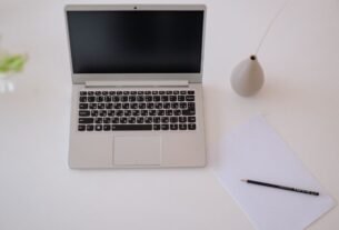 Notebook Ideal para Nômades Digitais que Desejam Trabalhar em Viagens