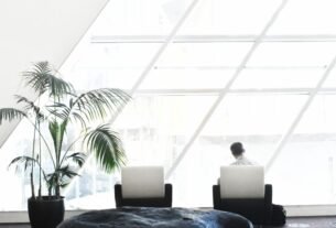 Descubra Como Lucrar Viajando pelo Mundo Sem Sair de Casa