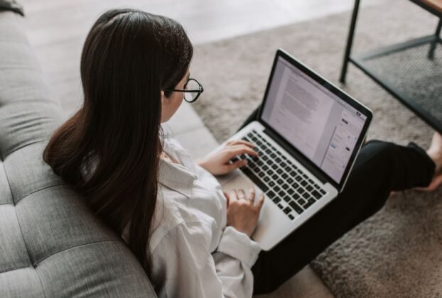 Descubra 20 Carreiras que Facilitam a Vida como Nômade Digital