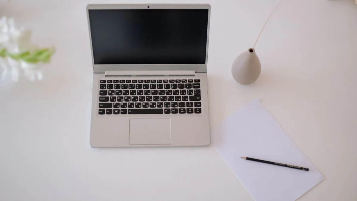 Notebook Ideal para Nômades Digitais que Desejam Trabalhar em Viagens